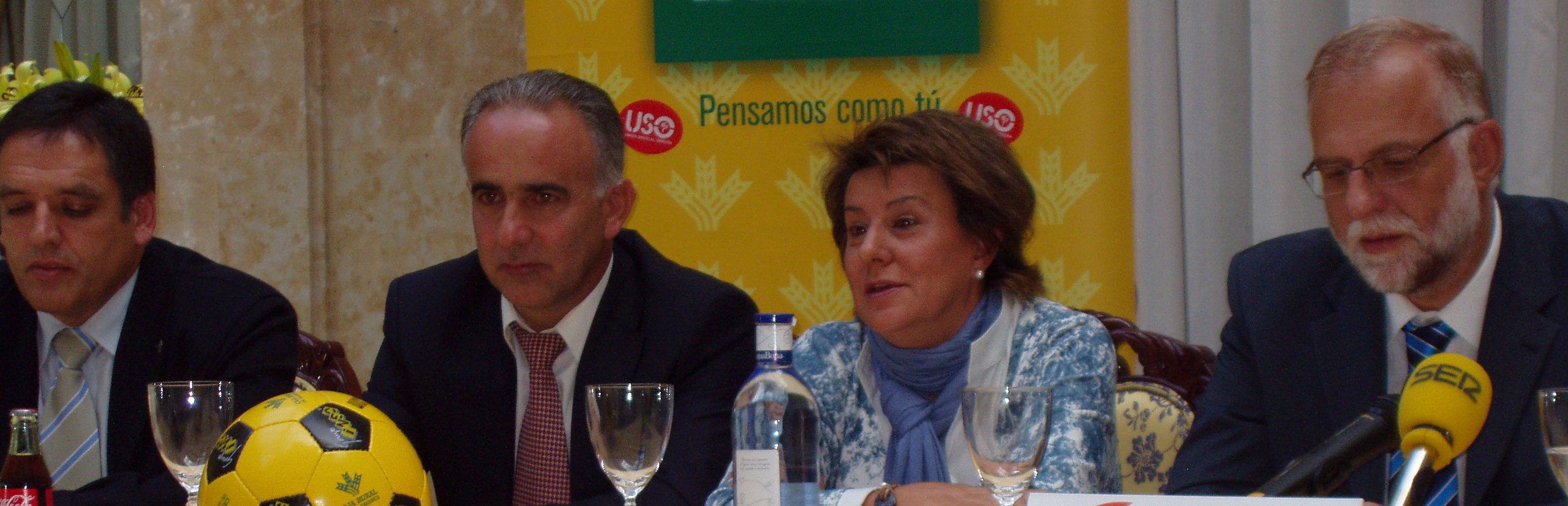 María Victoria Gil Díaz presidenta de Aviva en la rueda de prensa sobre deporte y salud